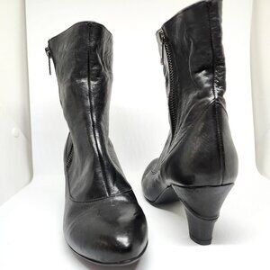 Zinda Women's Black Leather Low Fold Ankle Boot W/Zipper Size 35 & 36